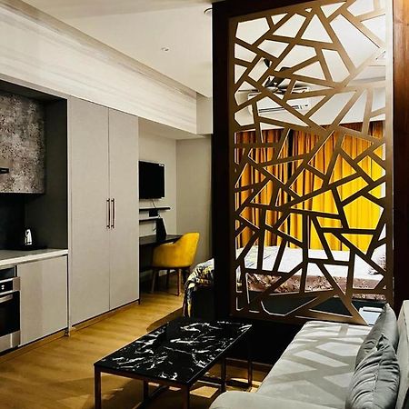 Luxe Apartment By Hey Studio'S Ghaziabad Extérieur photo